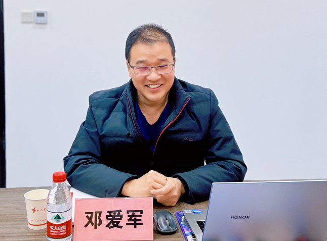 从“红海”中脱颖而出 红之星领跑智慧养殖变革 从“红海”中脱颖而出 红之星领跑智慧养殖变革