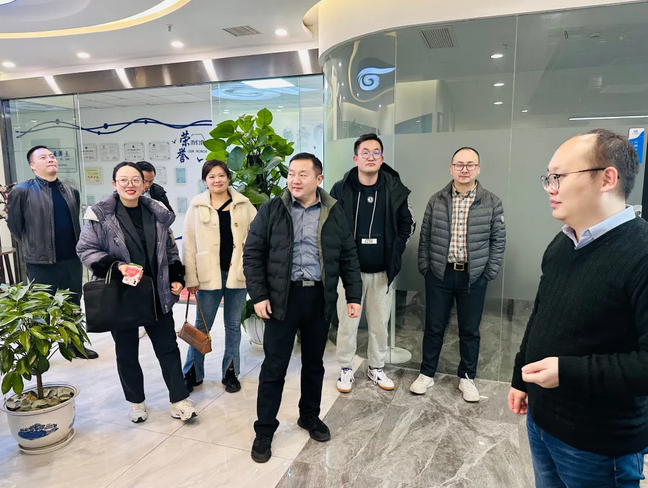 助力企业更好地用通讯 云沸点致力于成为数字时代一体化解决商