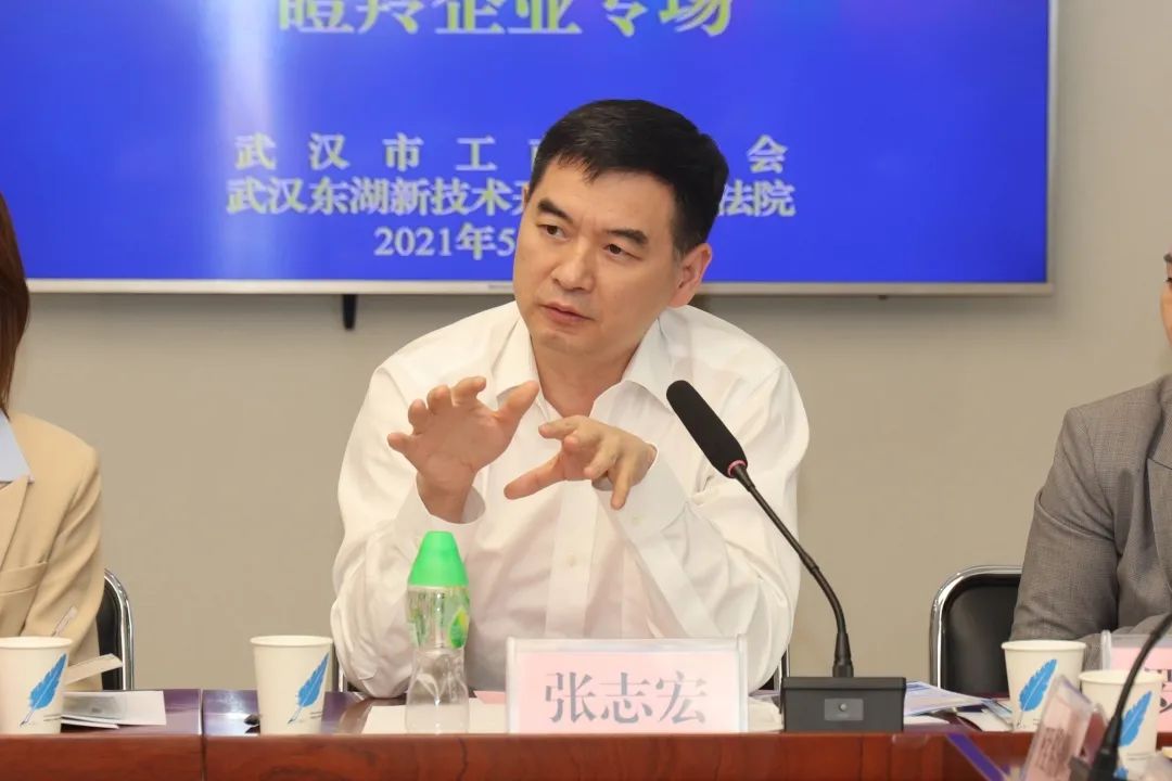 协会带领12家瞪羚企业向东湖高新区法院提出优化法治营商环境建议