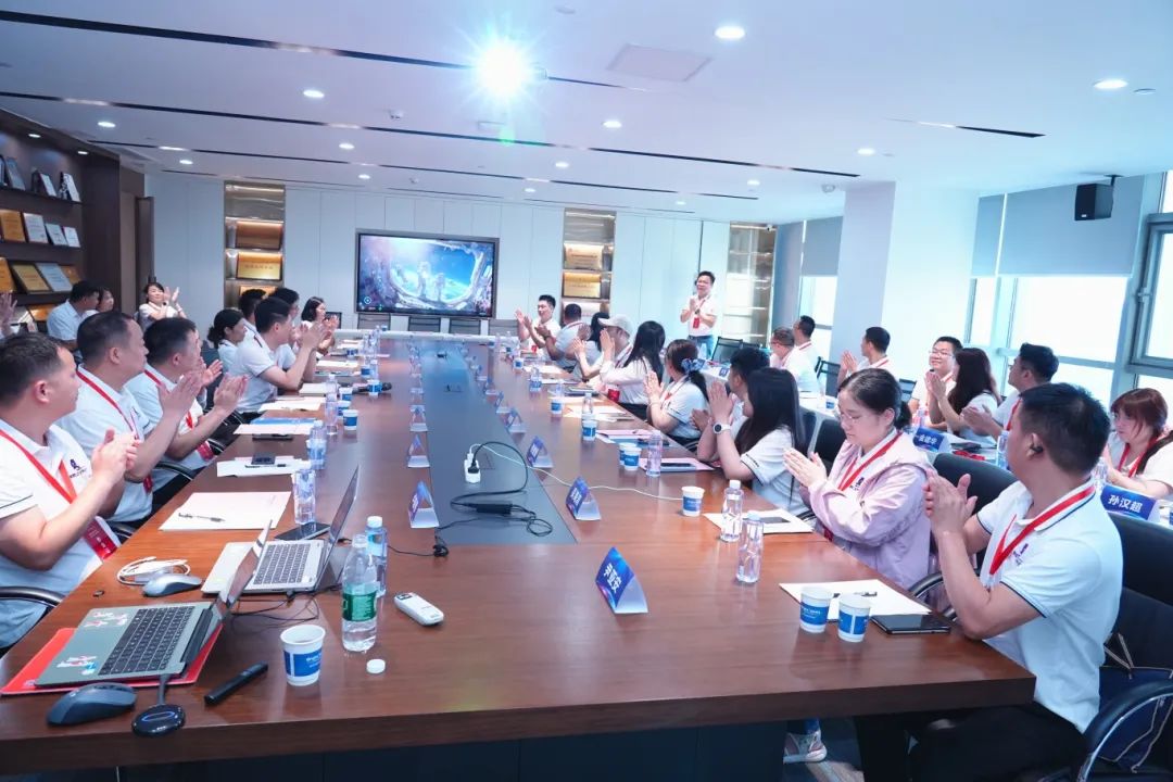 第402期 | 领航班走进源启科技，汲取华为智慧，凝聚发展力量！