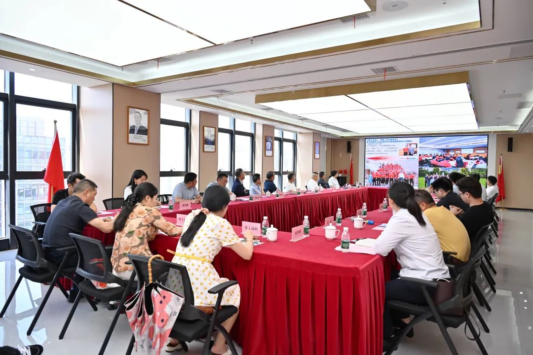 “周三会”第39期暨市政协工商联界别2025年度第三次活动 20位政协委员建言献策 “周三会”第39期暨市政协工商联界别2025年度第三次活动 20位政协委员建言献策