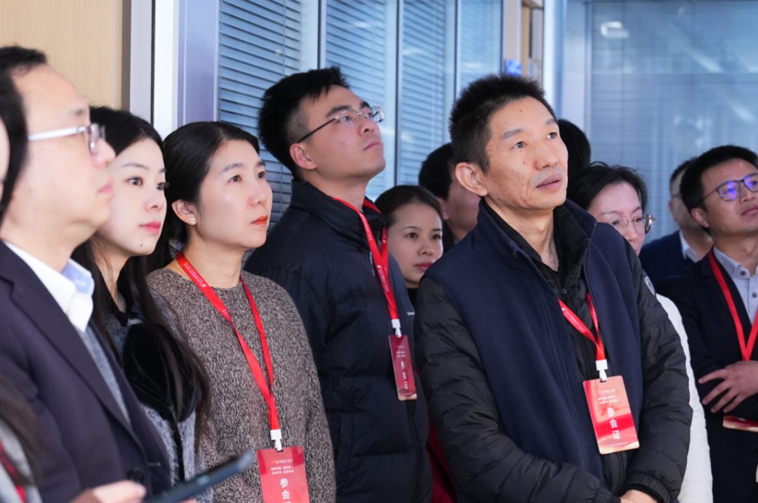 支点·冲锋号 | 第34期周三会走进智行国际,助力“人工智能+”蹄疾步稳 支点·冲锋号 | 第34期周三会走进智行国际,助力“人工智能+”蹄疾步稳