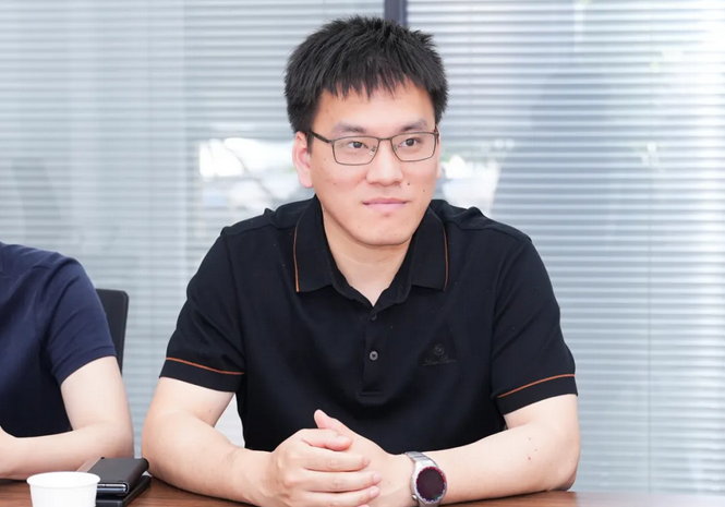 吴剑文会长走访中步擎天新能源